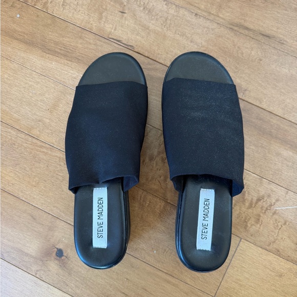 Steve Madden Women's Black Slinky Sandals - Picture 3 of 6